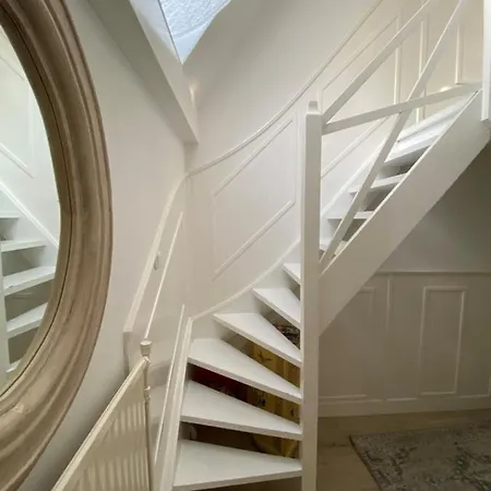 Casa Blanca Old -